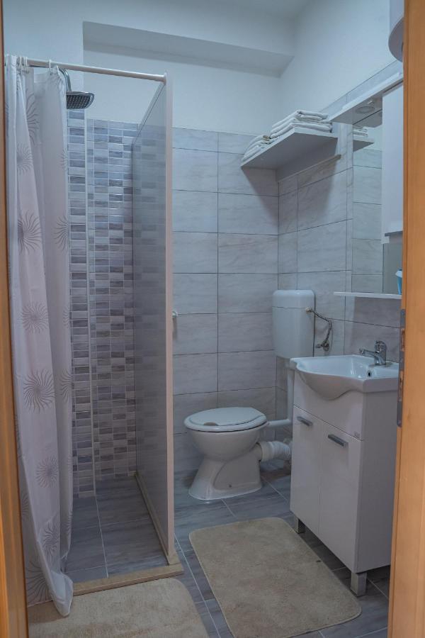 Apartmani Hadzic Zivinice Buitenkant foto