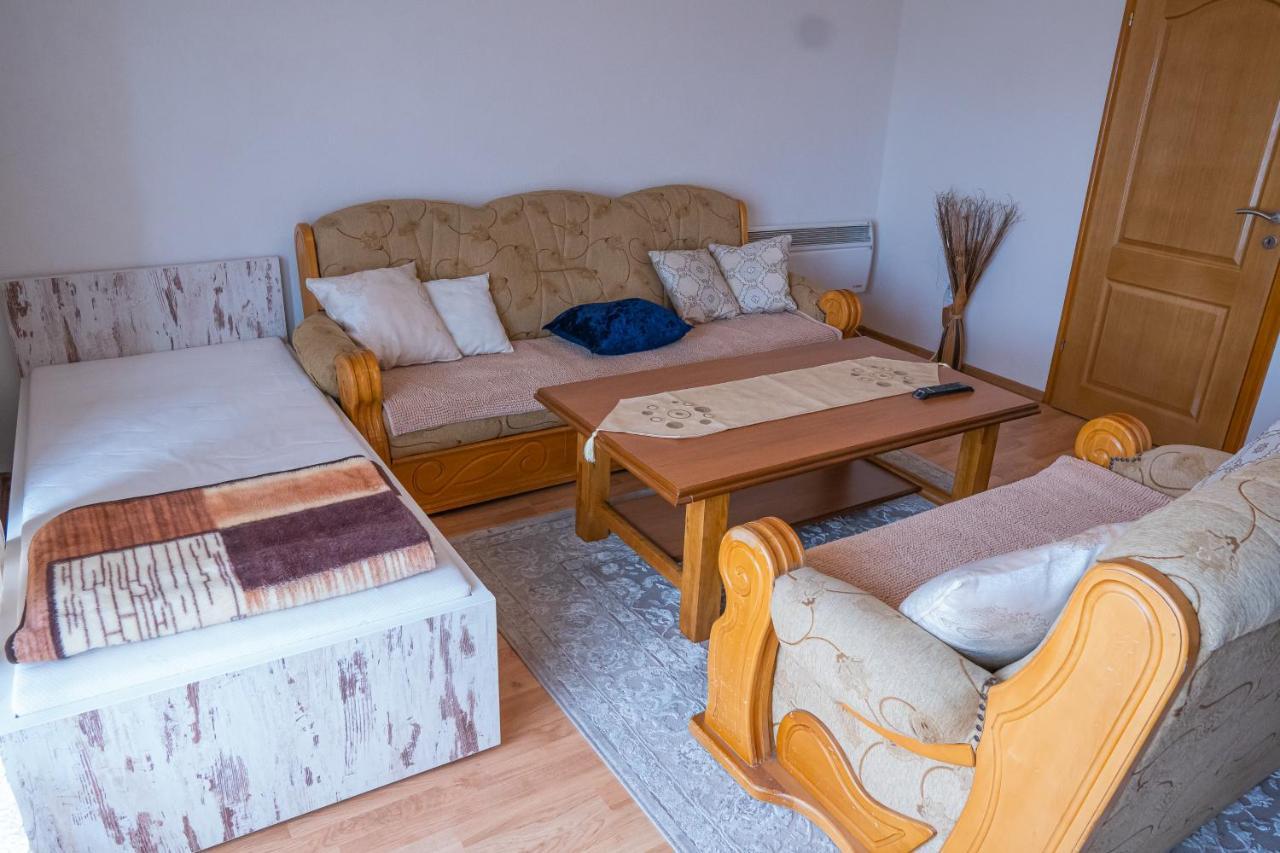 Apartmani Hadzic Zivinice Buitenkant foto