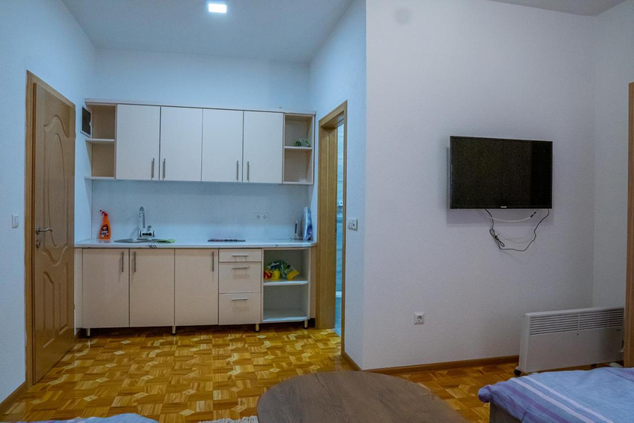Apartmani Hadzic Zivinice Buitenkant foto