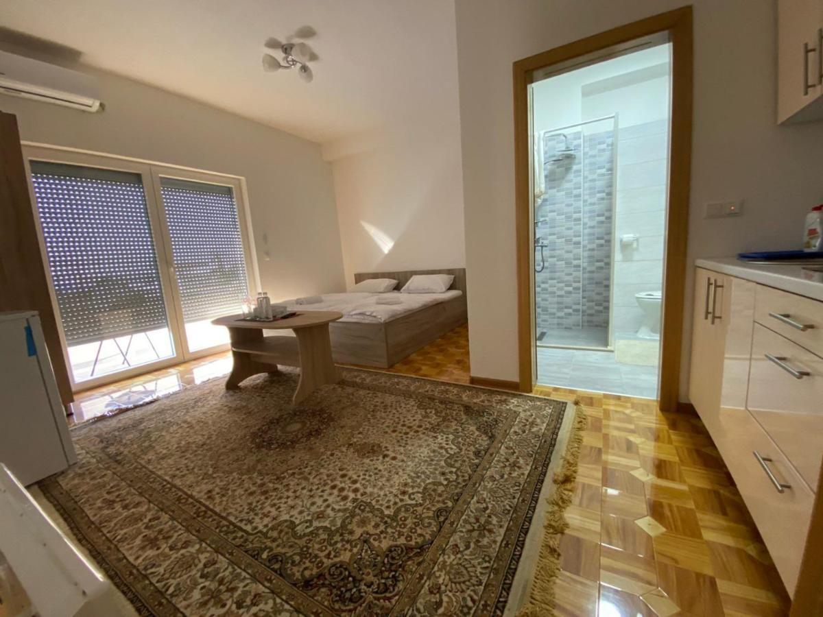 Apartmani Hadzic Zivinice Buitenkant foto