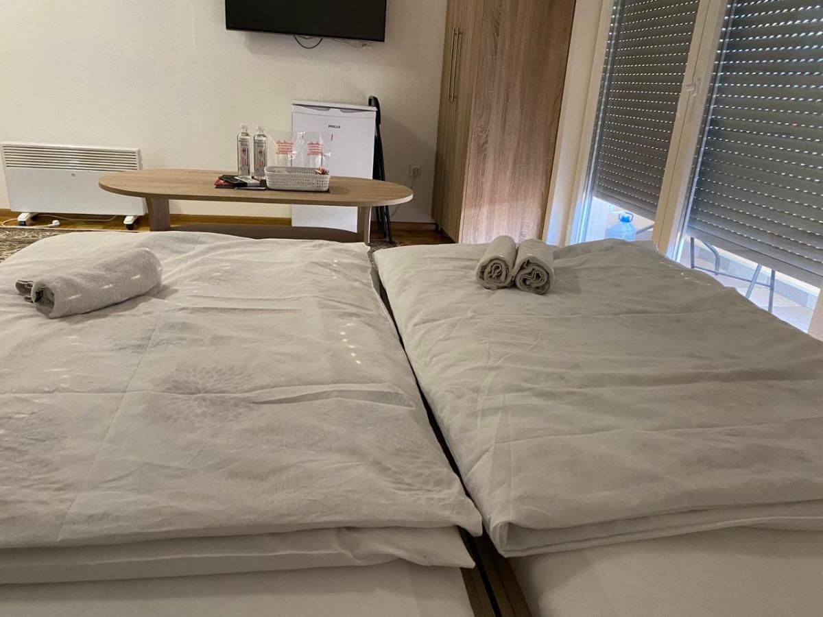 Apartmani Hadzic Zivinice Buitenkant foto