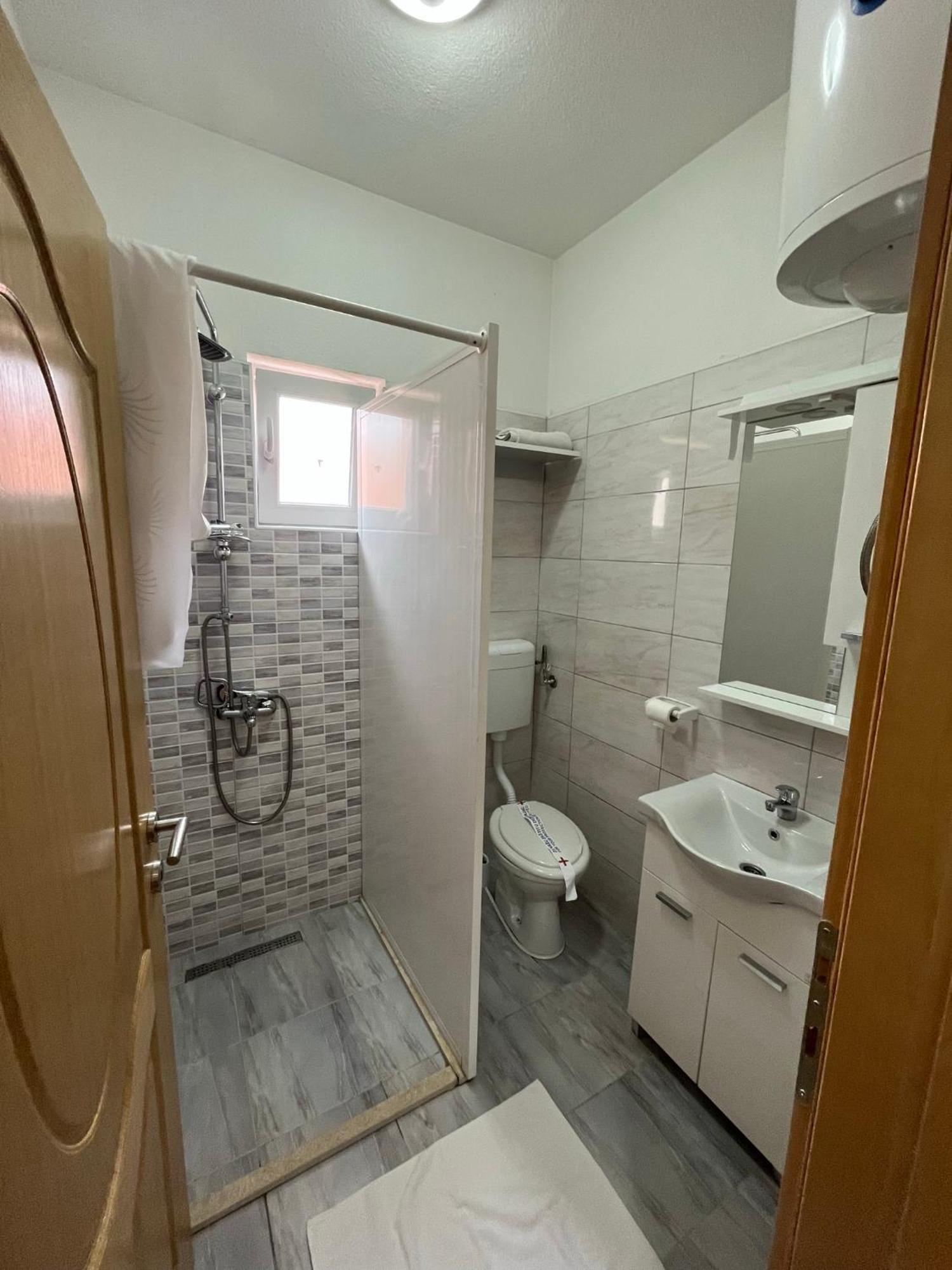 Apartmani Hadzic Zivinice Buitenkant foto