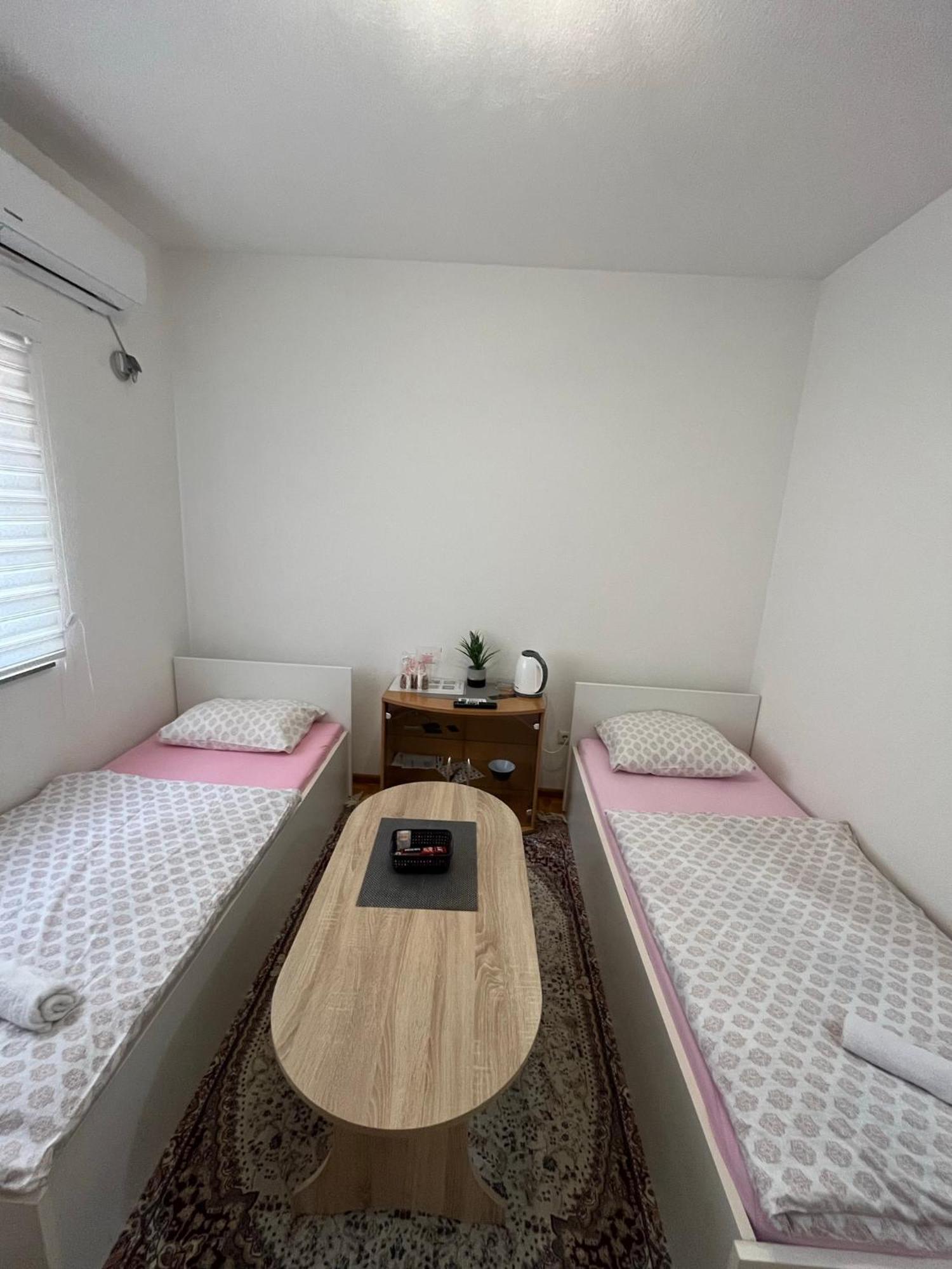 Apartmani Hadzic Zivinice Buitenkant foto