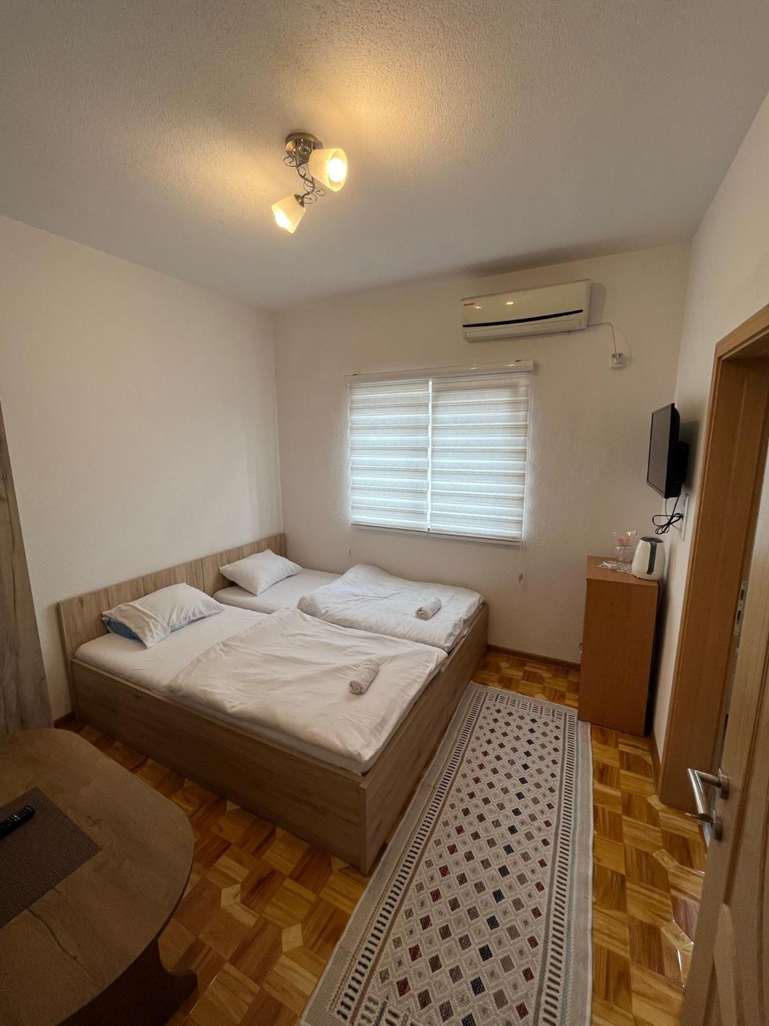 Apartmani Hadzic Zivinice Buitenkant foto