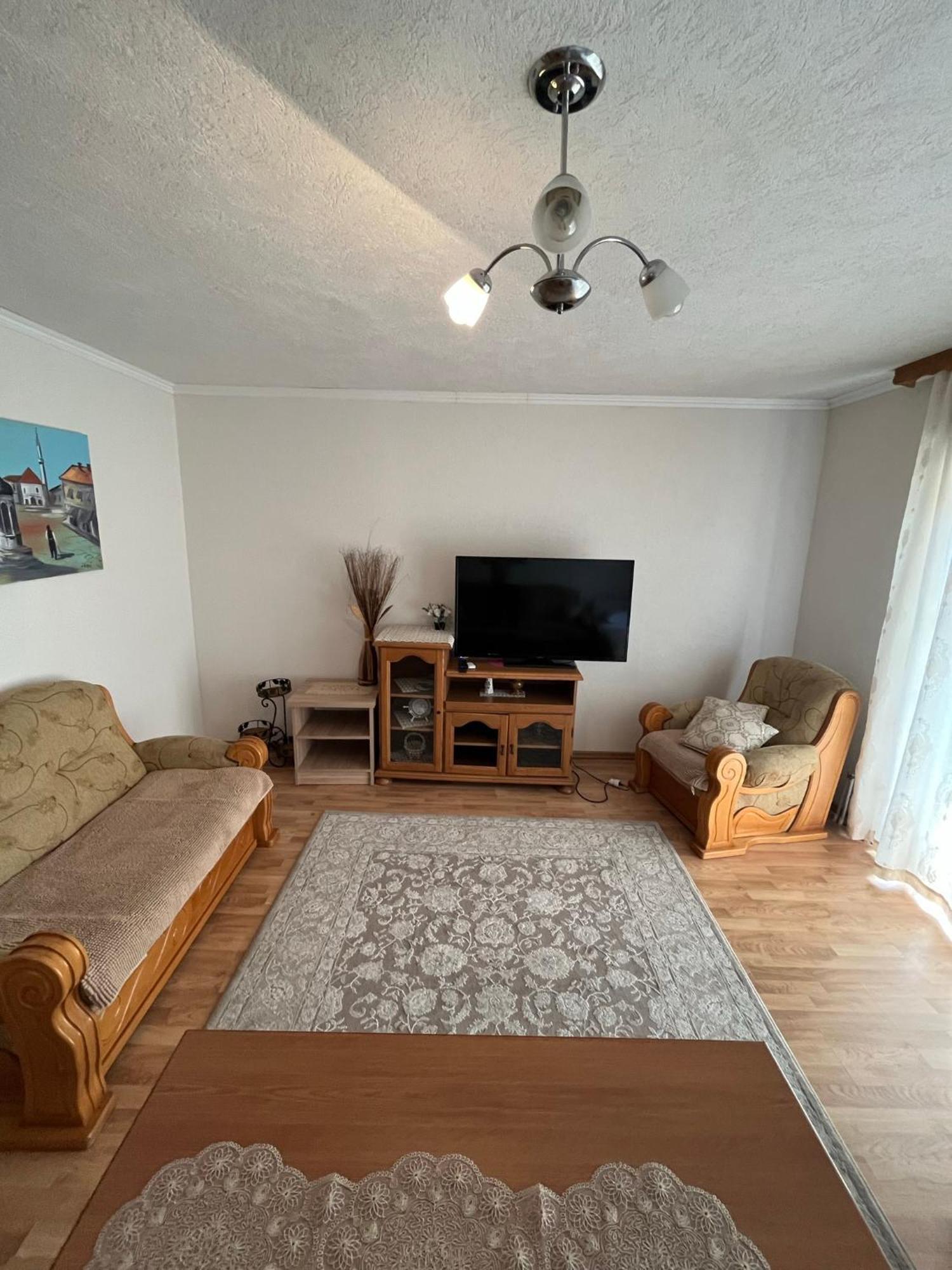 Apartmani Hadzic Zivinice Buitenkant foto